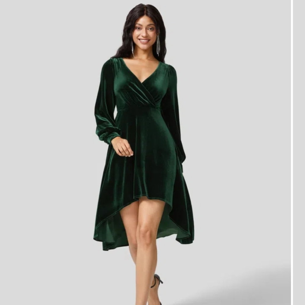 NWT  Halara V Neck Crossover  Long Sleeve Green Velvet High‎ Low Dress